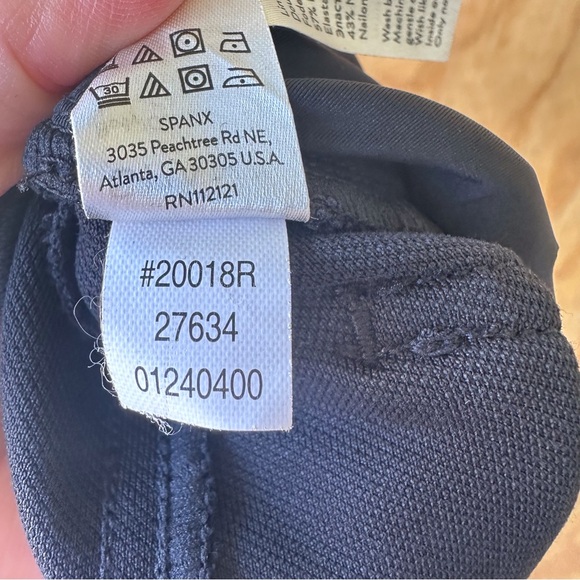 Spanx Jean-ish Ankle Leggings Black Pull on Skinny Jeans - Picture 9 of 10